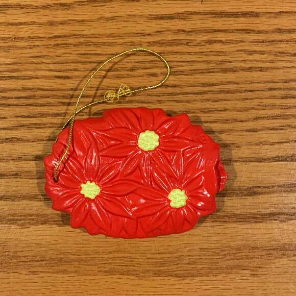 VINTAGE HANDMADE CERAMIC CHRISTMAS ORNAMENT, MOUSE SLEEPING ON POINSETTIAS - Picture 2 of 4